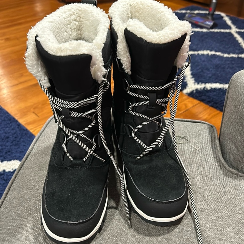 Snow Boots